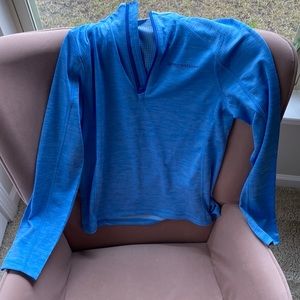Blue long sleeved half zip